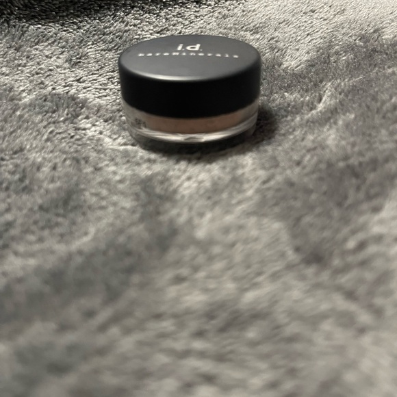 bareMinerals i.d. Bisque Multi-Tasking Minerals Makeup Loose Powder - Picture 5 of 10